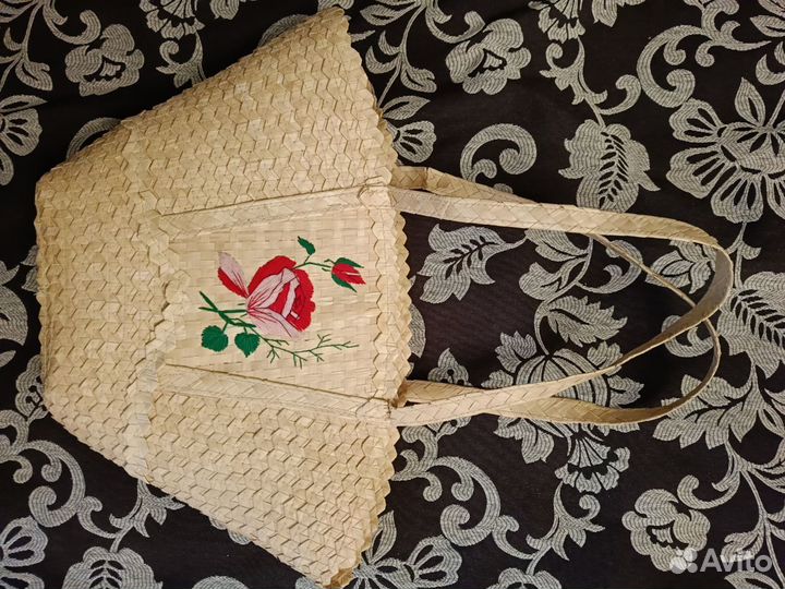 Соломенная сумка женская