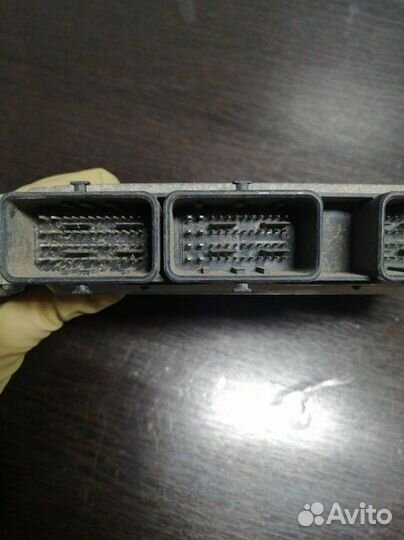 Блок управления двигателем Renault Fluence L30R