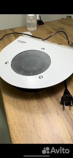 Вытяжка для педикюра/ маникюра