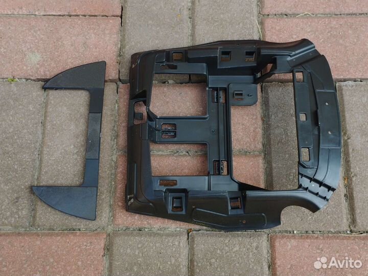 Кронштейн плафона Citroen C4 B7 седан