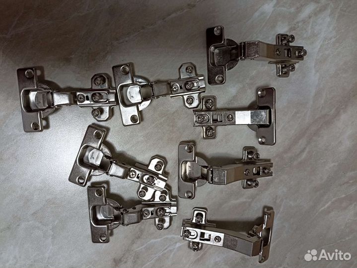 Мебельная фурнитура петля мебельная