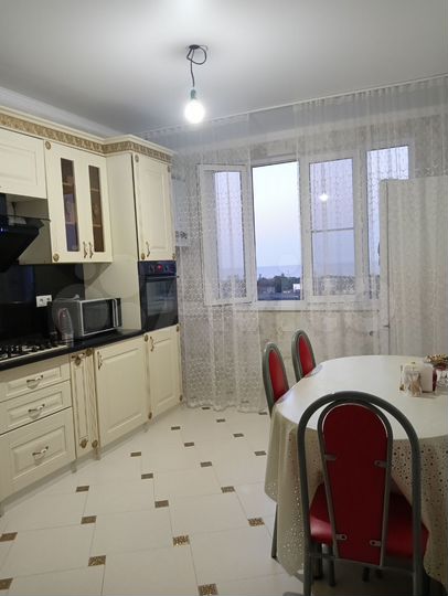1-к. квартира, 41 м², 8/10 эт.