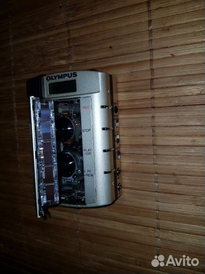 Микрокассетный диктофон Olympus Pearlcorder L400