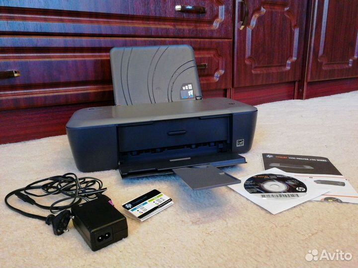 Цветной принтер HP Deskjet 1000 J110 seri