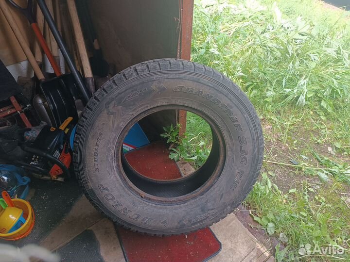 Dunlop Grandtrek SJ6 65/70 R16