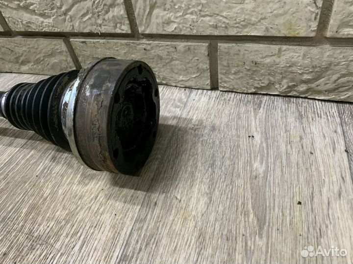 Seat Altea Привод (полуось) передний Левый