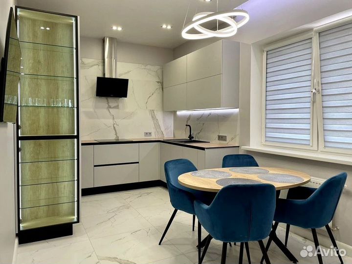 Кухня современная на заказ. Доставка и сборк