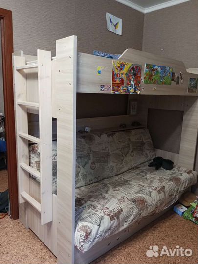 Двухъярусная кровать с диваном бу