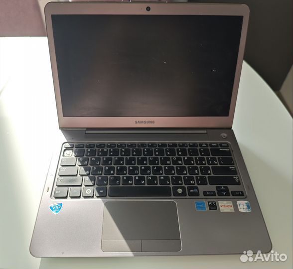 Ноутбук Samsung 535u3c