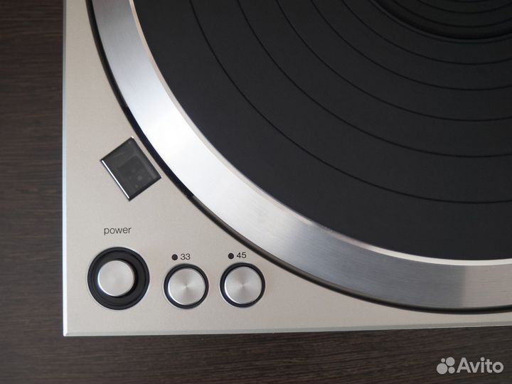 Проигрыватель винила Technics SL-1501