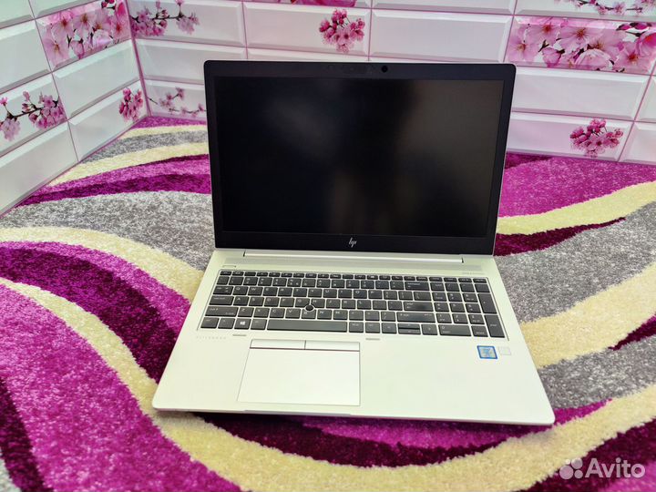 Ноутбук HP IPS экран Intel Core i7