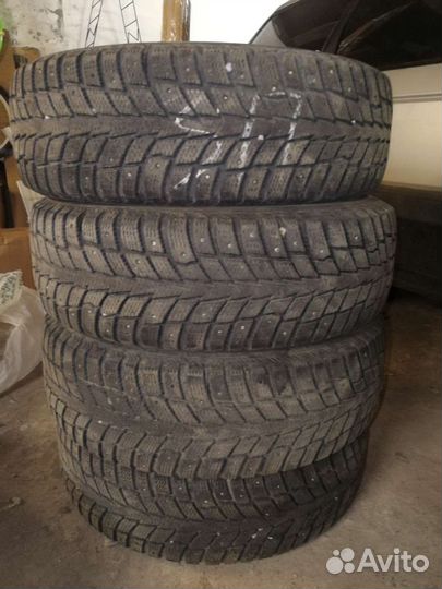 Nokian Tyres Hakkapeliitta 2 215/65 R16