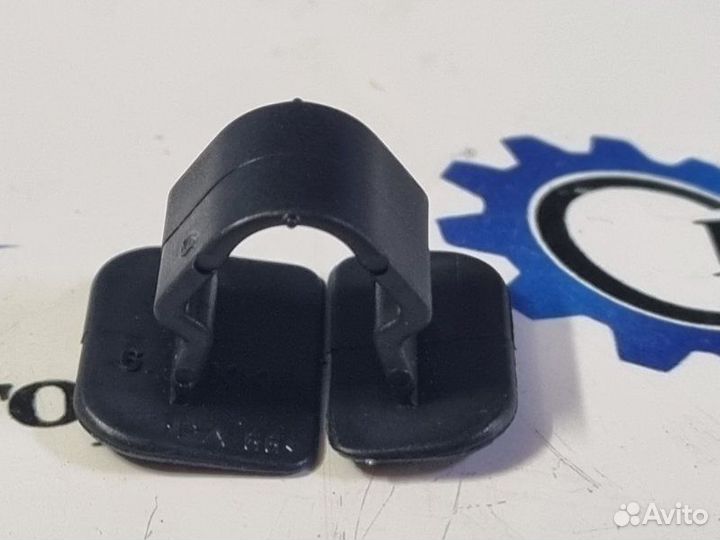 Клипса пластиковая Audi A1 8X1