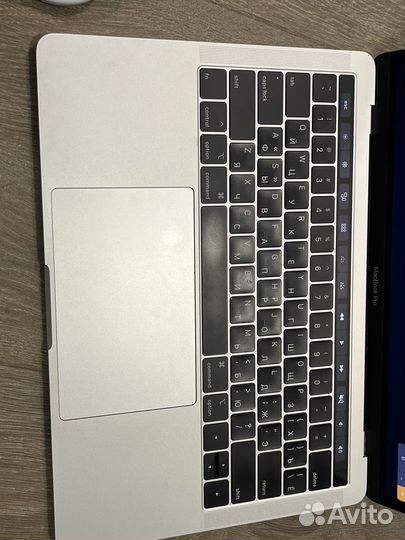 MacBook Pro 13 2019 Touch Bar