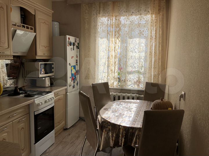 2-к. квартира, 52,7 м², 4/4 эт.