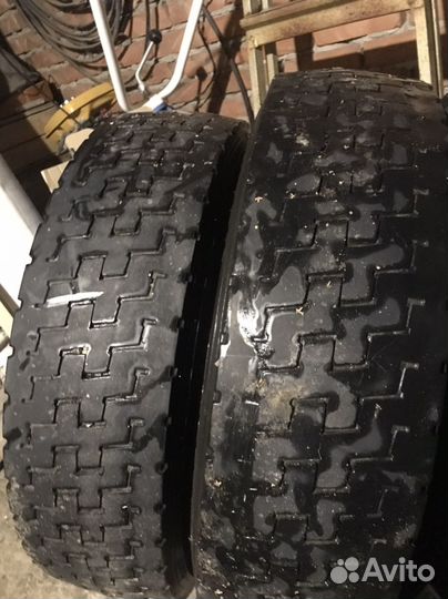 Royal Black Royal A/S 215/75 R17C