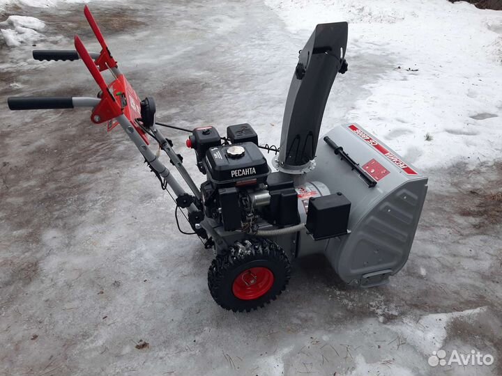 Снегоуборщик бензиновый бу