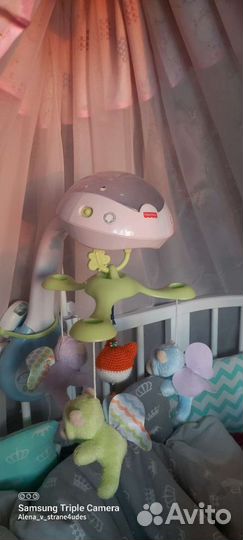 Мобиль в кроватку Fisher Price Мечты о бабочках