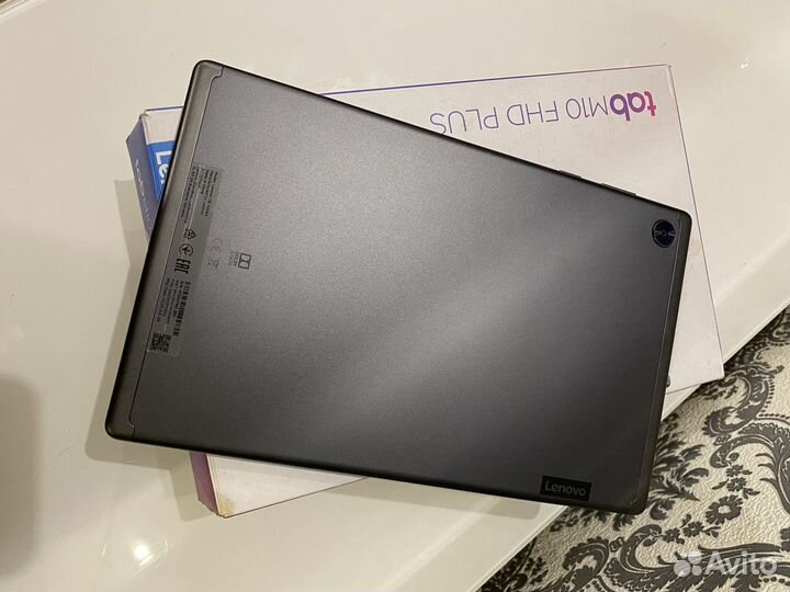 Планшет Lenovo tab m10 fhd plus не пользовались