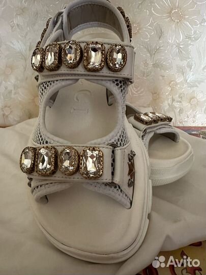 Сандалии Gucci Flashtrek