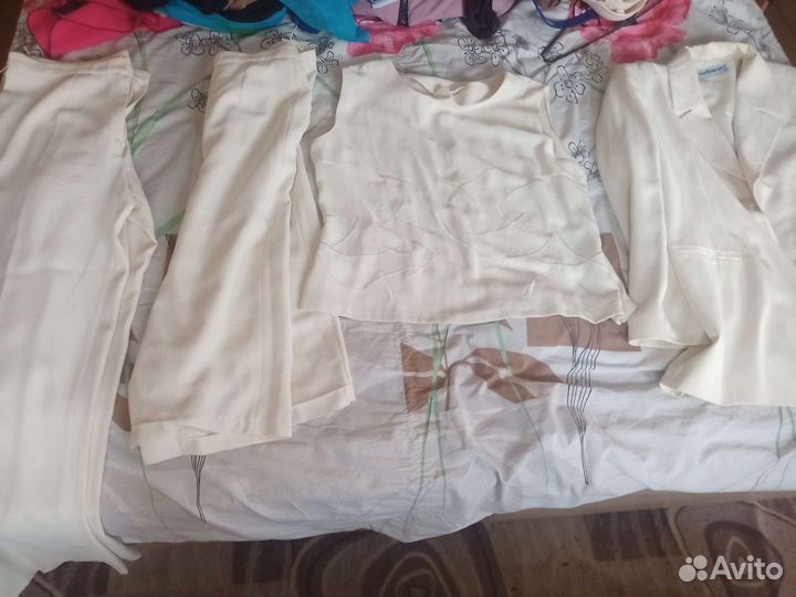 Костюм женский четвёрка