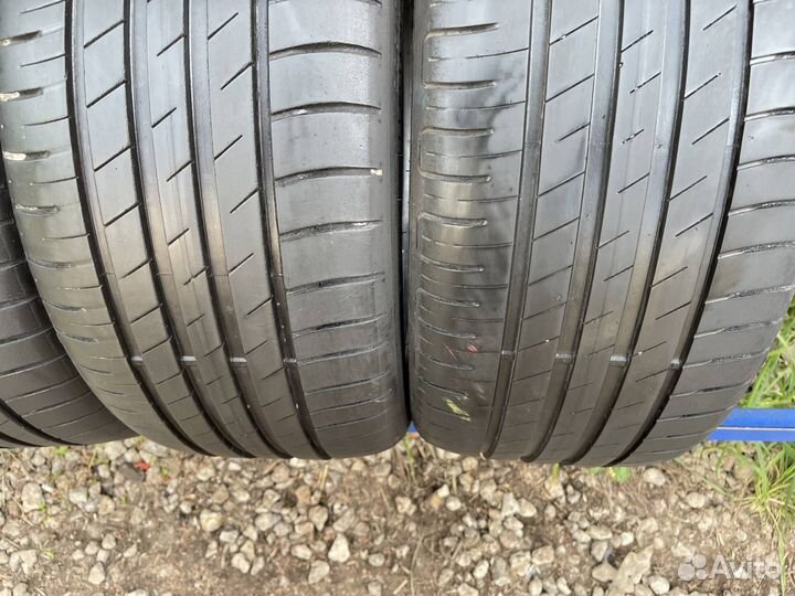 Goodyear EfficientGrip Performance 225/40 R18