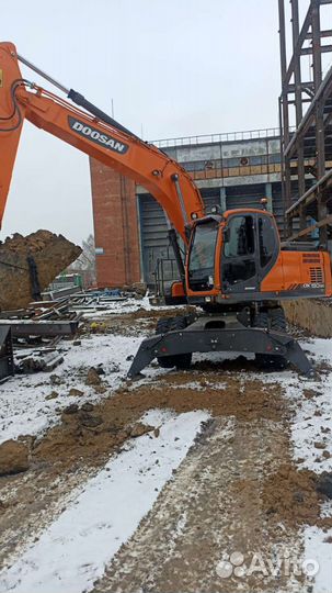 Услуги колесного экскаватора с гидромолотом