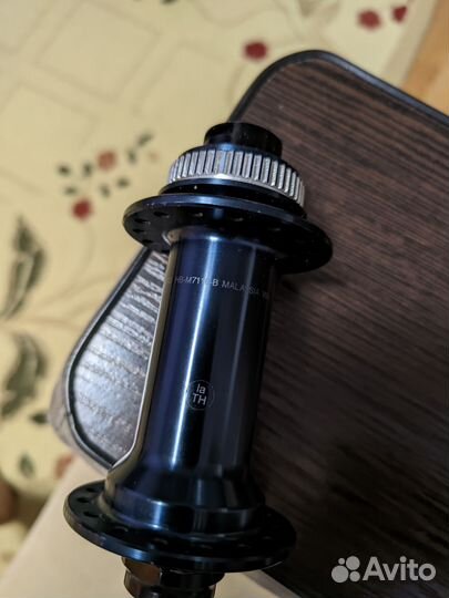 Втулка Shimano SLX 110*15