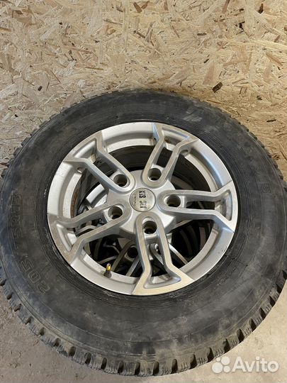 Зимние колеса на Ниву