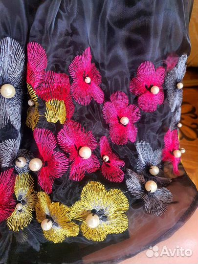 Юбка чёрная органза вышивка цветы Miu Miu