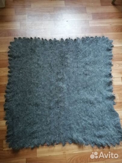 Пуховый платок шаль