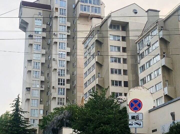 3-к. квартира, 90 м², 9/10 эт.
