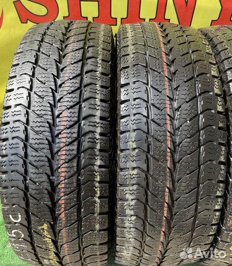 Uniroyal Snow Max 2 215/70 R15C 104R