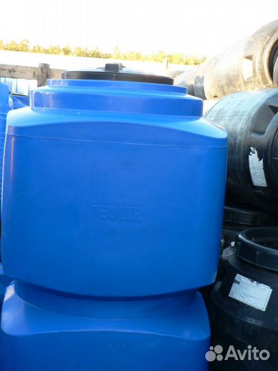 Емкость для воды vert Р 750 литров (sterh)