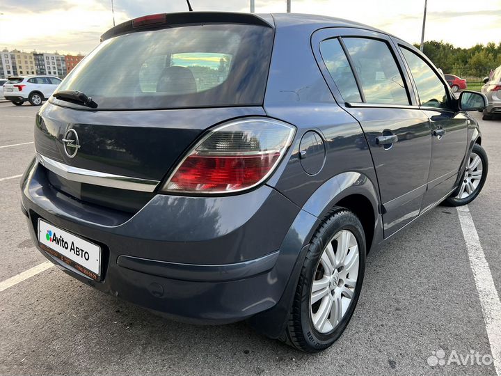 Opel Astra 1.8 AT, 2010, 275 700 км