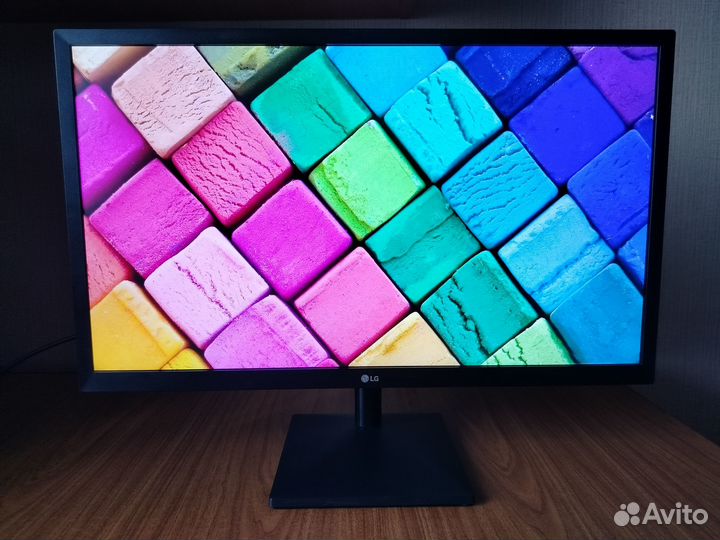 Монитор LG