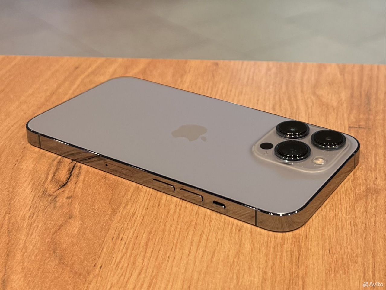 iPhone 13 Pro, 128 ГБ, SIM + eSIM