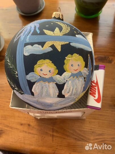 Новогодний большой стеклянный шар