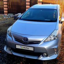 Toyota Prius Alpha 1.8 CVT, 2011, 200 000 км, с пробегом, цена 1 270 000 руб.