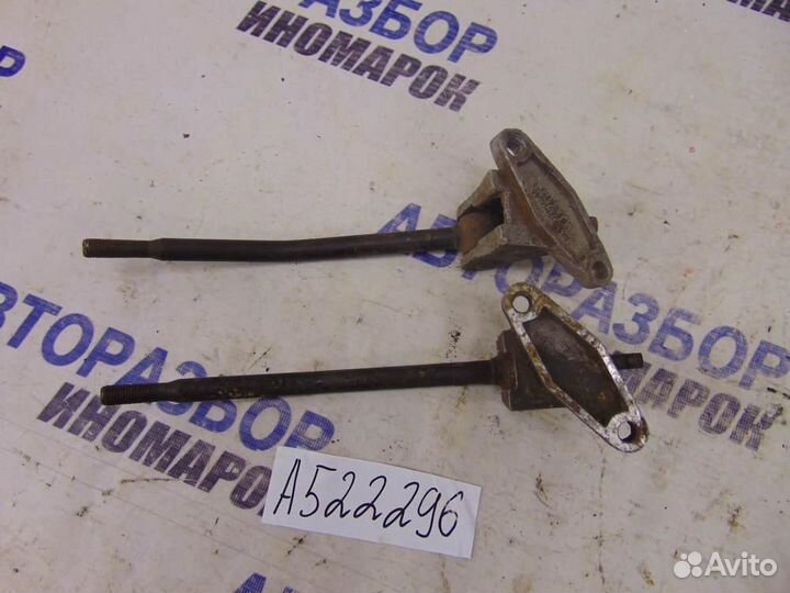 Кронштейн рычага раздатки для ваз 21xx 2121