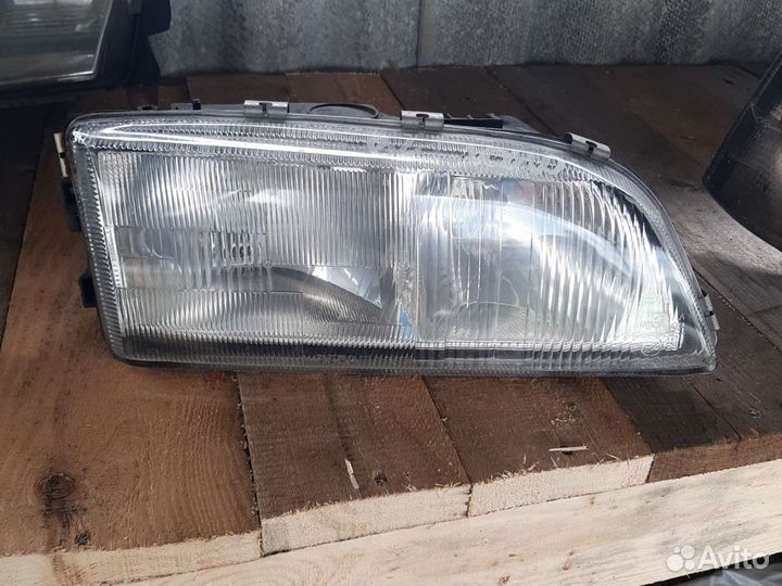 Фара Volvo V70 depo