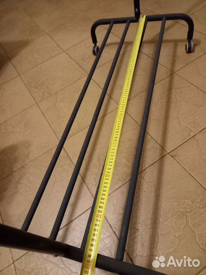 Вешалка напольная на колёсах