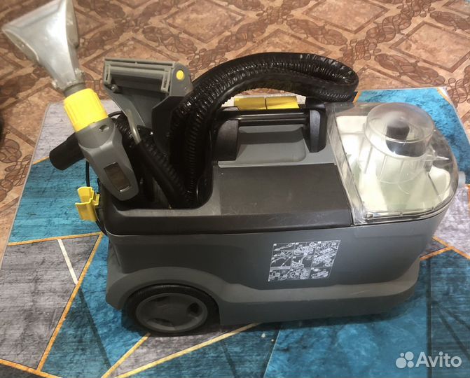 Моющий пылесос(экстрактор ) karcher puzzi 10 1