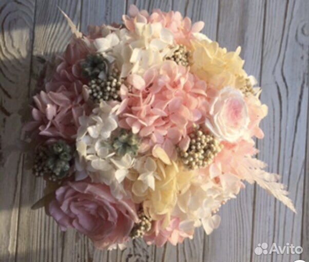 Стабилизированные цветы и сухоцветы