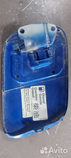 Лючок бензобака на Volkswagen Touareg