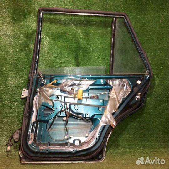 Дверь задняя правая Mitsubishi Libero CB2W Зеленая