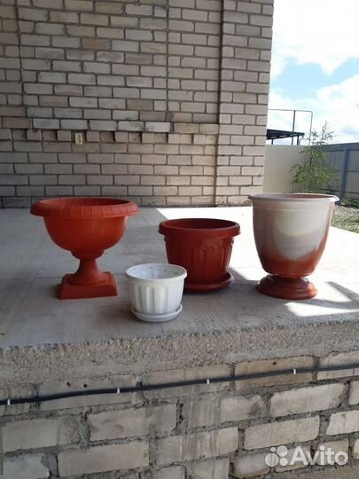 Кашпо горшок для цветов