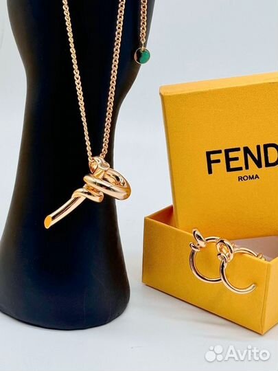 Серьги fendi