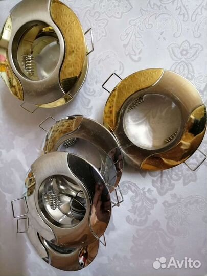 Светильник потолочный точечный