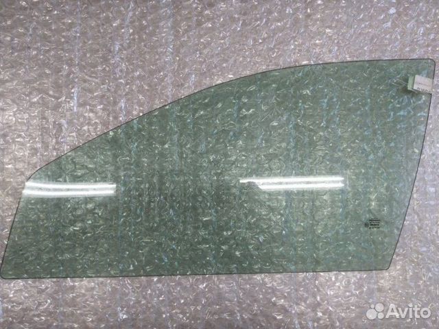 Стекло двери переднее левое Volvo S80 седан